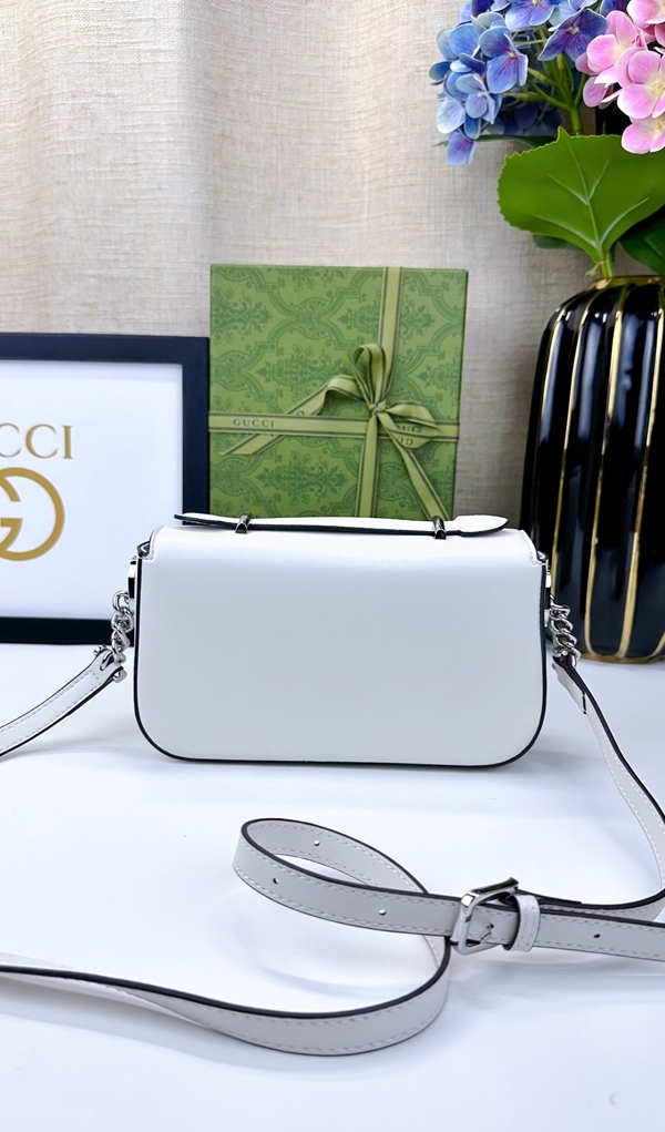 激安グッチバッグコピー内部構造